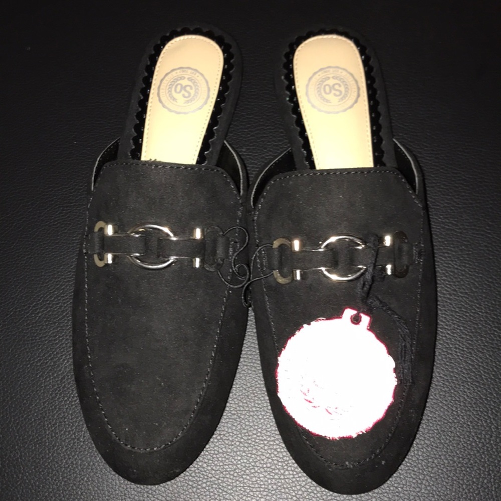 Shoes - Picture 4 of 4